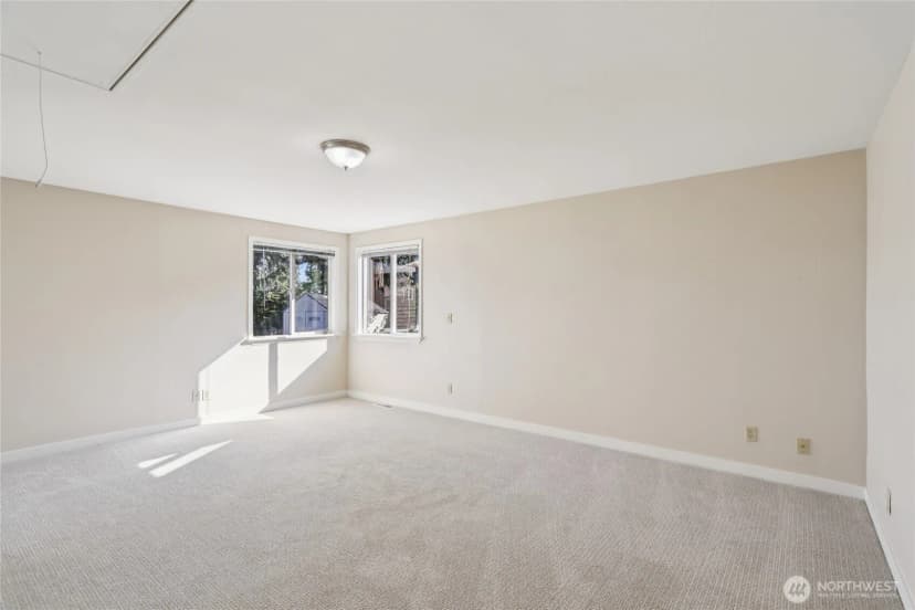 Property photo for 10114 11th Avenue S, Seattle photo 23
