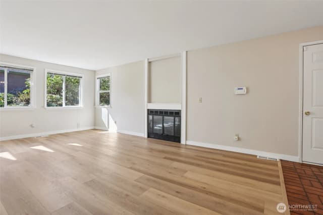 Property photo for 10114 11th Avenue S, Seattle photo 5