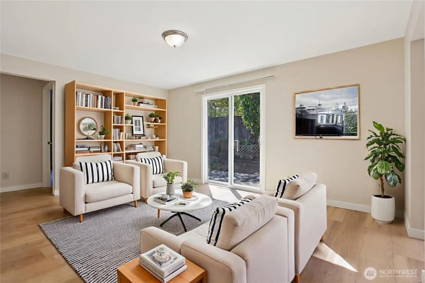 Property photo for 10114 11th Avenue S, Seattle photo 15