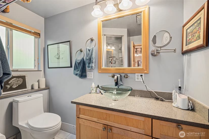 Property photo for 7139 Wright Avenue Sw, Seattle photo 11