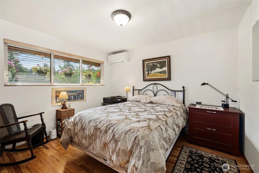 Property photo for 7139 Wright Avenue Sw, Seattle photo 15