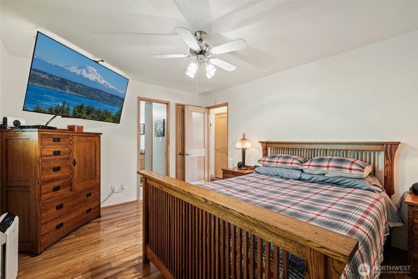 Property photo for 7139 Wright Avenue Sw, Seattle photo 14