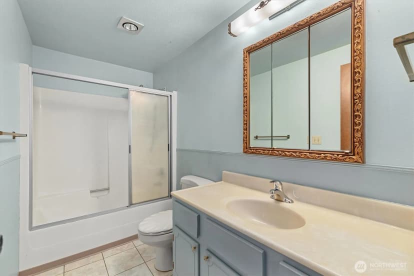 Property photo for 4233 S 252nd Place, Kent photo 21