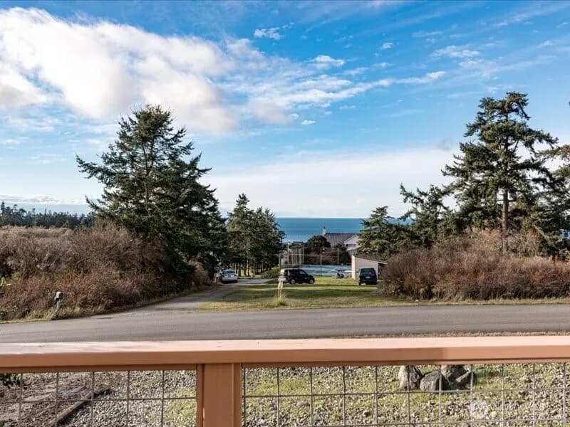 Property photo for 670 El Prado Avenue, Coupeville photo 28