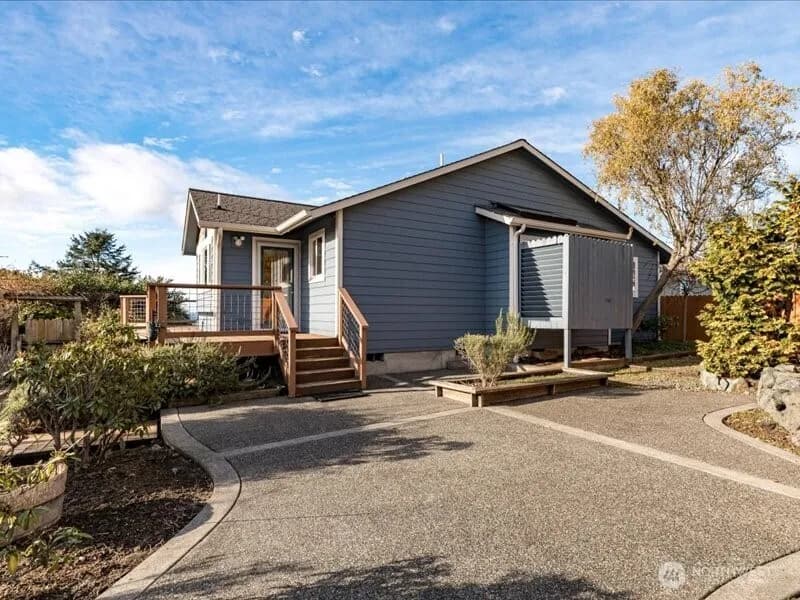 Property photo for 670 El Prado Avenue, Coupeville photo 29
