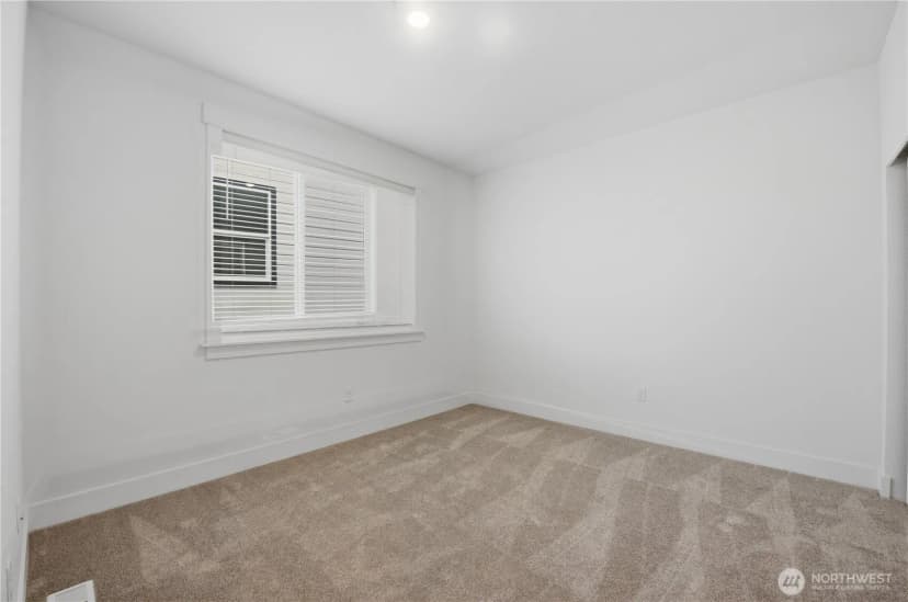 Property photo for 14421 204th Avenue Ct E, Bonney Lake photo 13