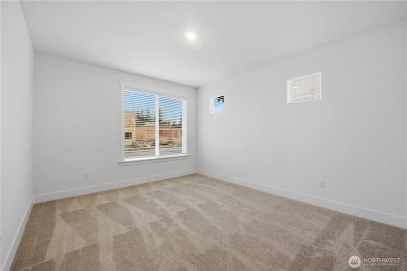 Property photo for 14421 204th Avenue Ct E, Bonney Lake photo 9