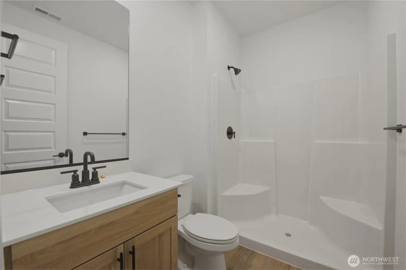 Property photo for 14421 204th Avenue Ct E, Bonney Lake photo 12