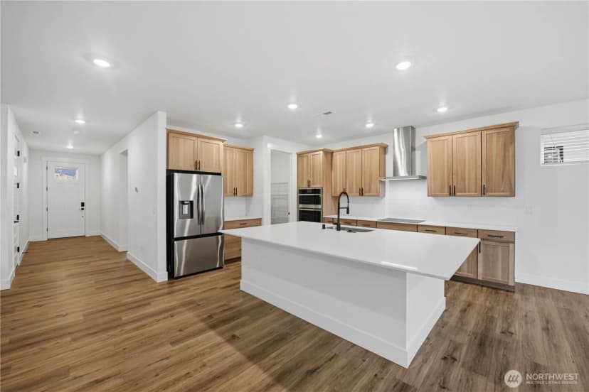 Property photo for 14421 204th Avenue Ct E, Bonney Lake photo 2