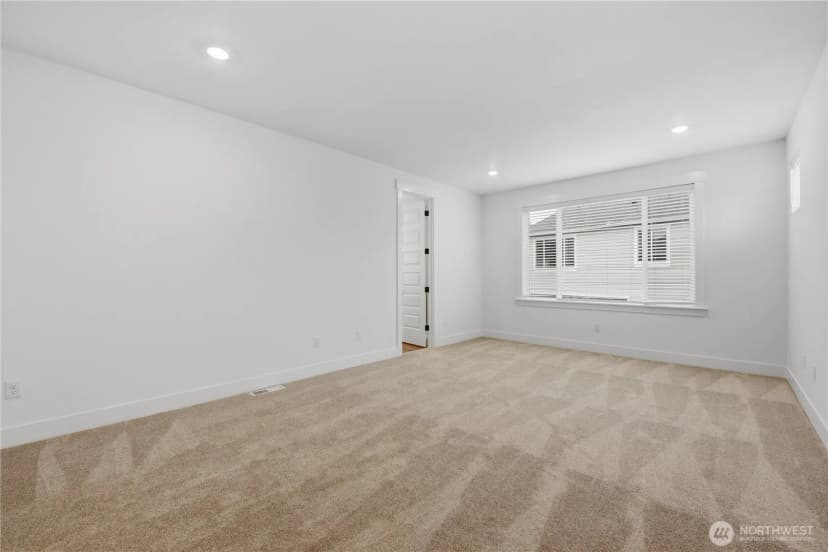 Property photo for 14421 204th Avenue Ct E, Bonney Lake photo 6