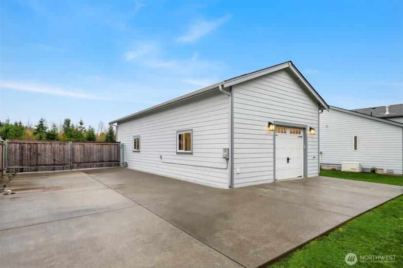 Property photo for 16611 60th Drive Nw, Stanwood photo 33