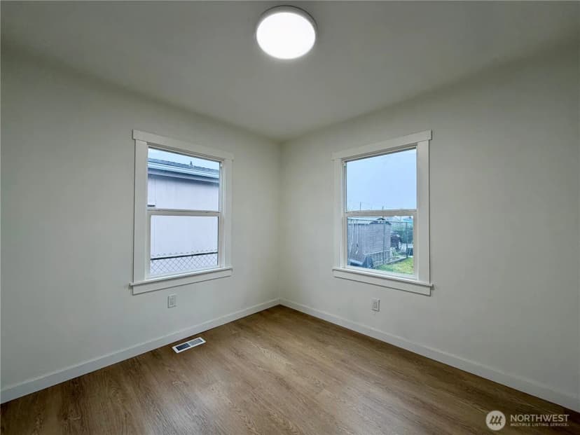 Property photo for 127 15th Street Se, Auburn photo 19