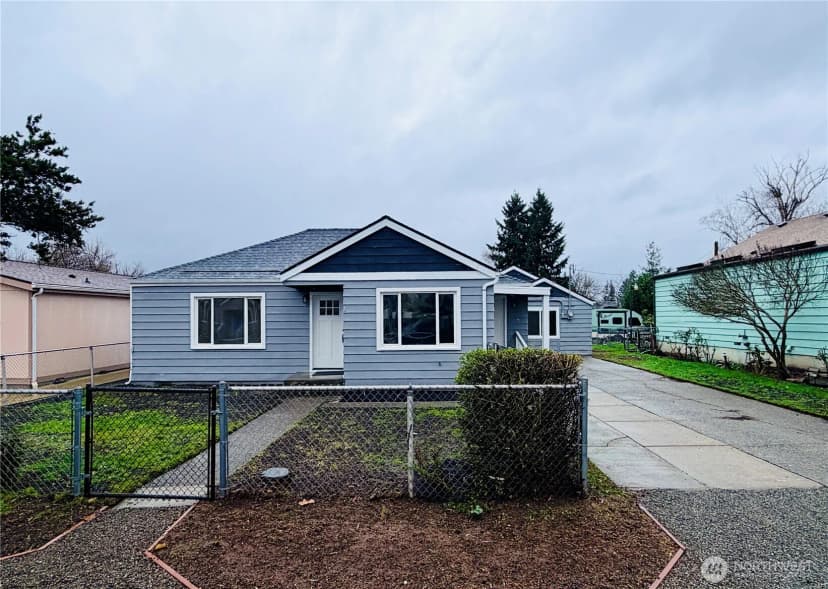 Property photo for 127 15th Street Se, Auburn