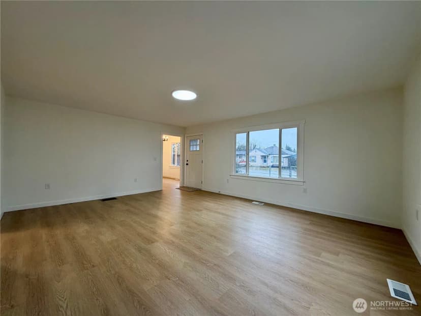 Property photo for 127 15th Street Se, Auburn photo 6