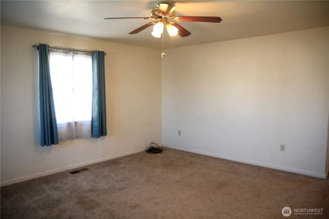 Property photo for 107 W 9th Avenue, Ritzville photo 2