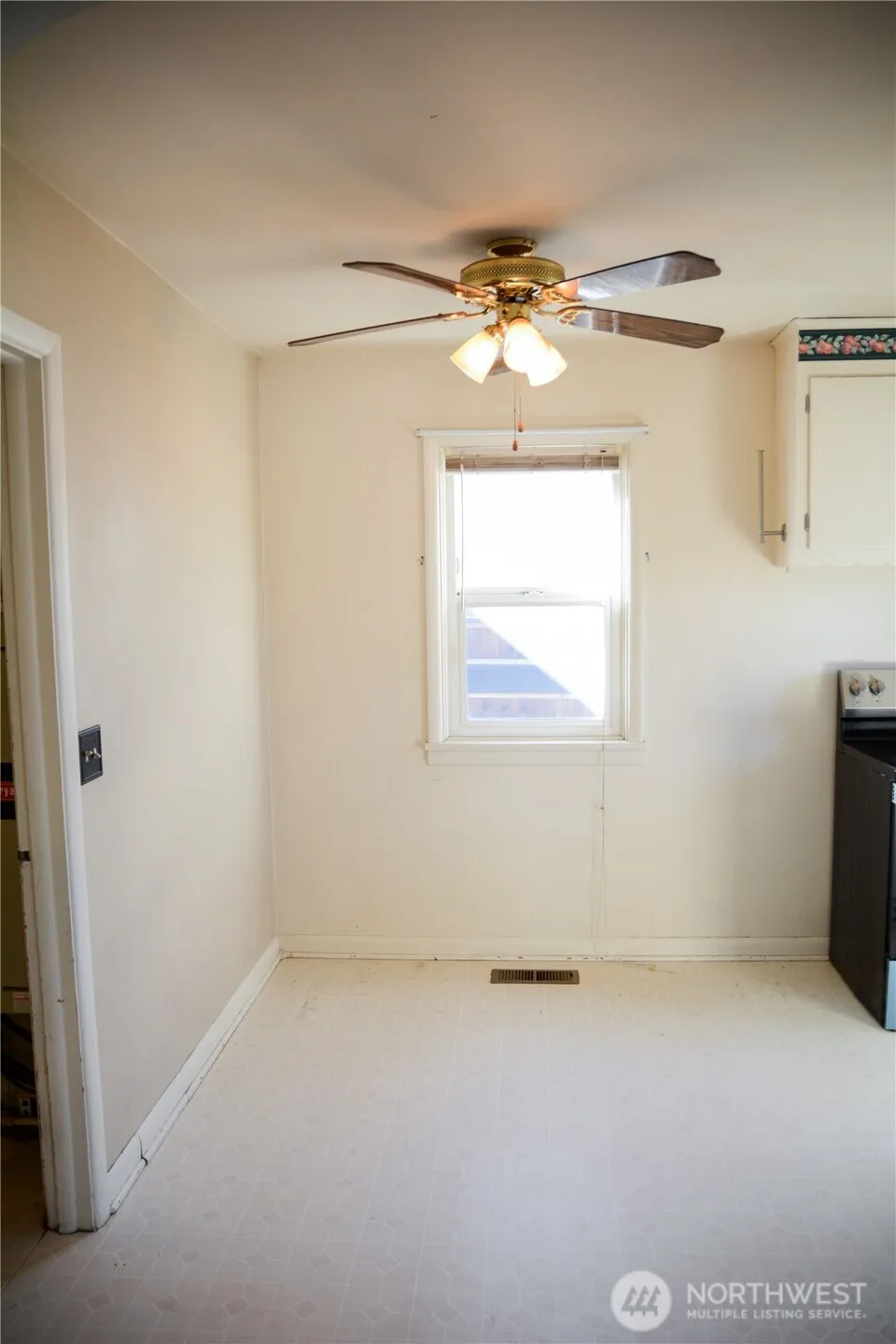 Property photo for 107 W 9th Avenue, Ritzville photo 6