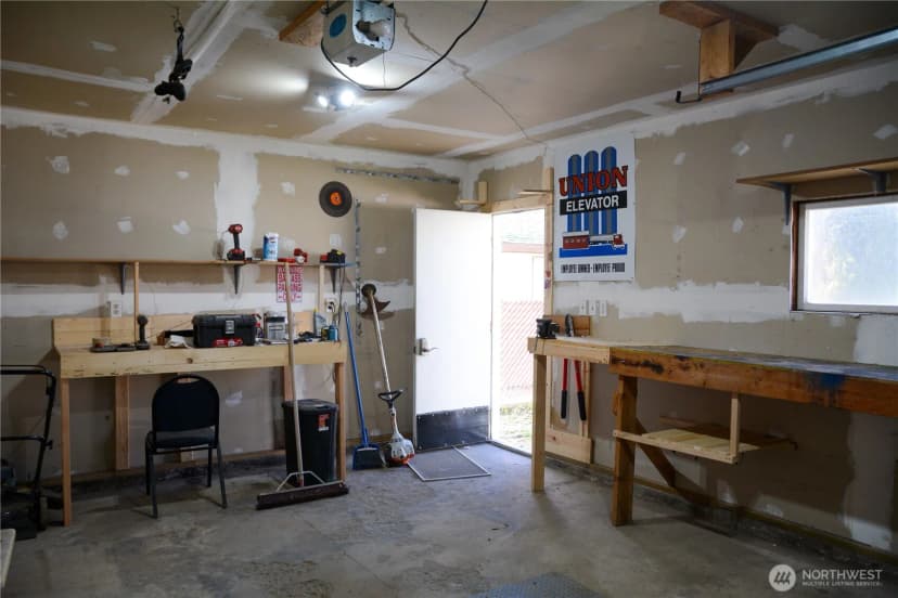 Property photo for 107 W 9th Avenue, Ritzville photo 25
