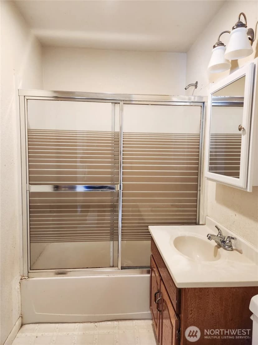 Property photo for 107 W 9th Avenue, Ritzville photo 18