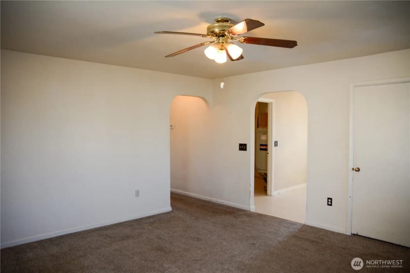 Property photo for 107 W 9th Avenue, Ritzville photo 4