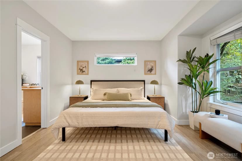 Property photo for 422 Federal Ave E #b, Seattle photo 15