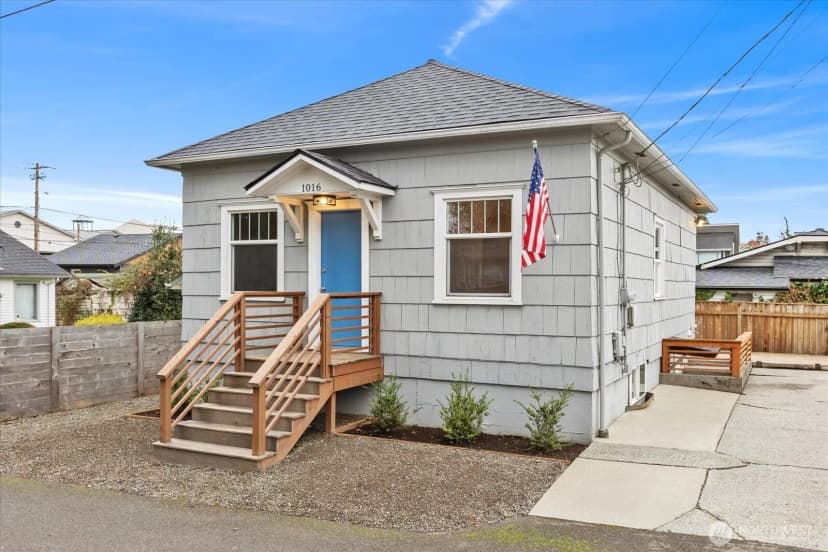 Property photo for 1016 Rockefeller Avenue, Everett