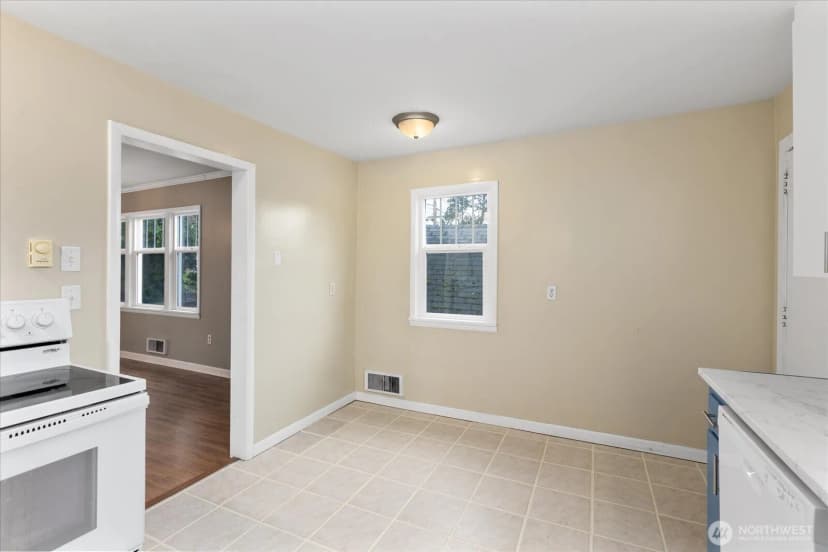 Property photo for 1016 Rockefeller Avenue, Everett photo 8