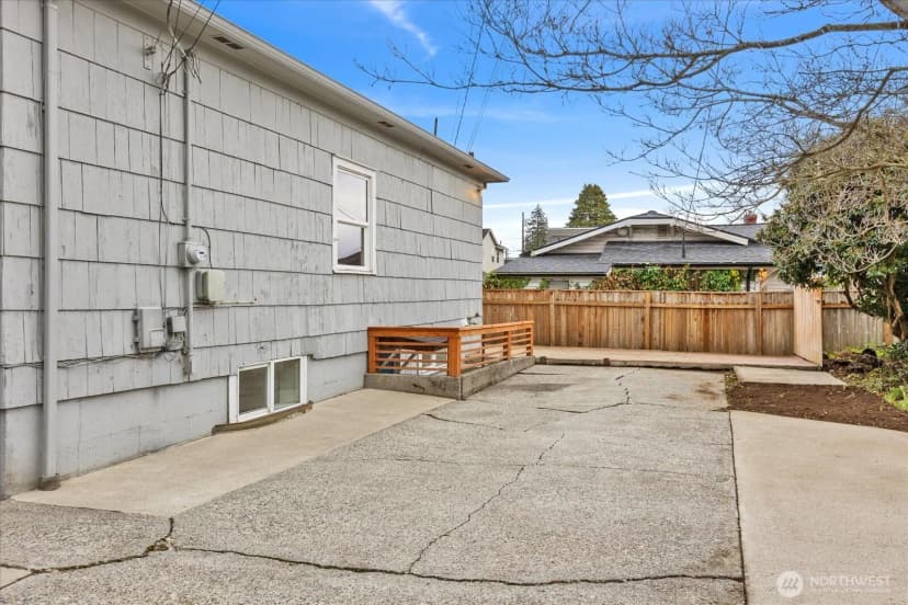 Property photo for 1016 Rockefeller Avenue, Everett photo 24