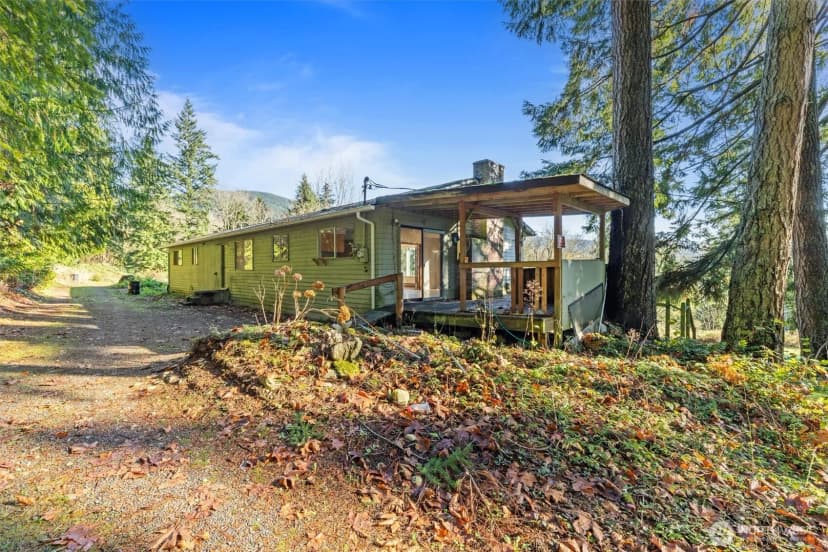 Property photo for 12910 230th Avenue Se, Issaquah photo 16