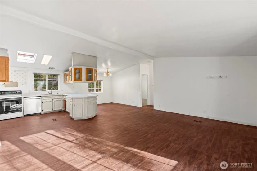 Property photo for 1810 193rd Avenue Sw, Lakebay photo 7