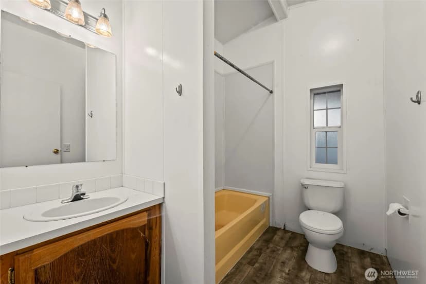 Property photo for 1810 193rd Avenue Sw, Lakebay photo 24