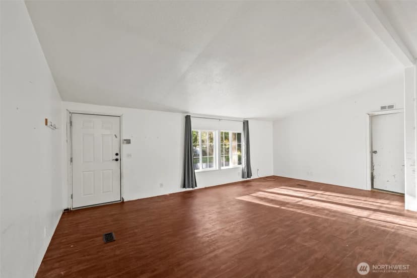 Property photo for 1810 193rd Avenue Sw, Lakebay photo 6