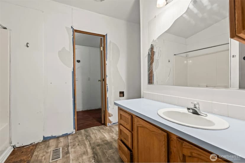 Property photo for 1810 193rd Avenue Sw, Lakebay photo 17