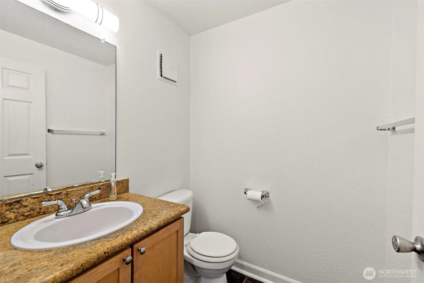 Property photo for 1215 S 237th Lane #1308, Des Moines photo 13