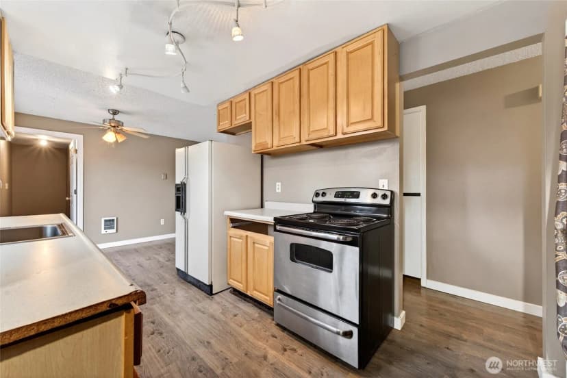 Property photo for 13308 Ne 186th Street, Woodinville photo 13