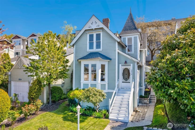 Property photo for 2016 14th Avenue W, Seattle