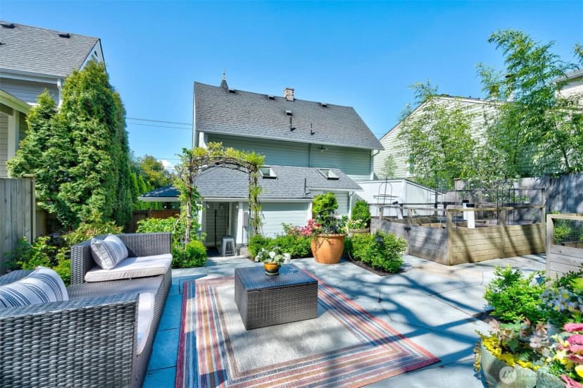 Property photo for 2016 14th Avenue W, Seattle photo 30
