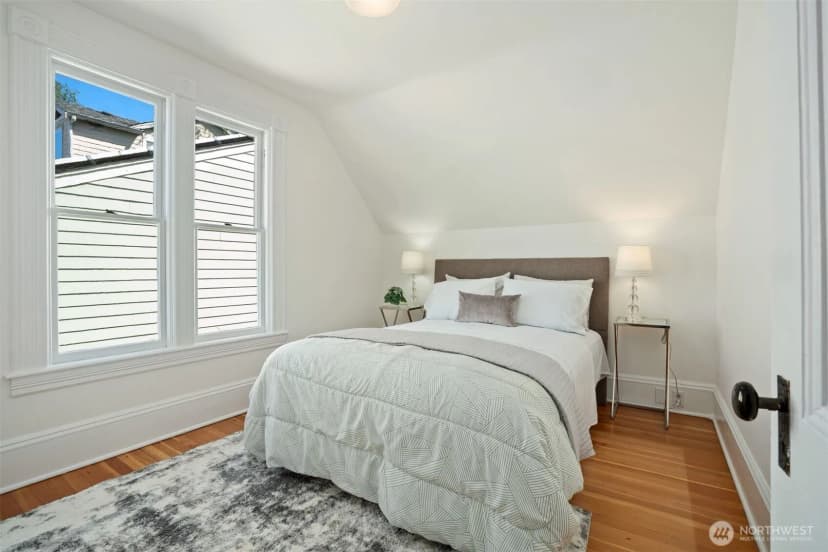 Property photo for 2016 14th Avenue W, Seattle photo 19