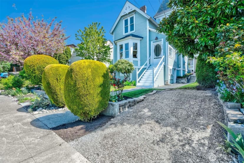 Property photo for 2016 14th Avenue W, Seattle photo 35