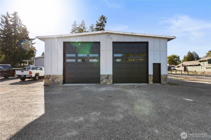 Property photo for 7415 100th Street E, Puyallup photo 15