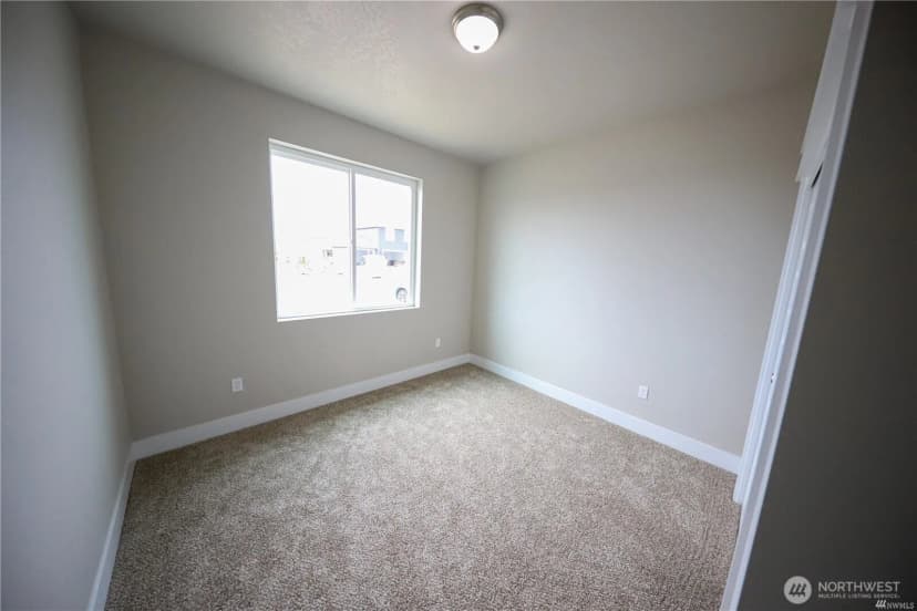 Property photo for 707 N Street Ne, Quincy photo 16