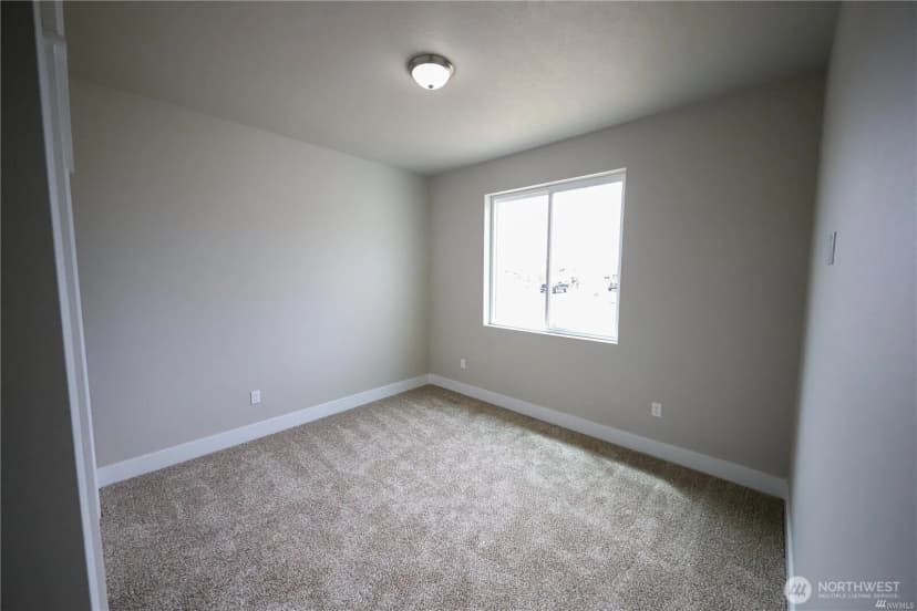 Property photo for 707 N Street Ne, Quincy photo 12