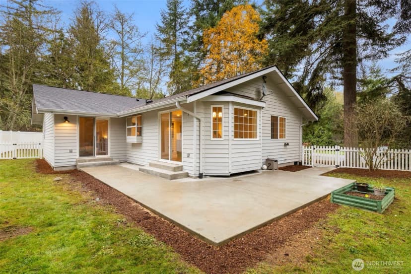 Property photo for 37099 Cypress Drive Ne, Hansville photo 25