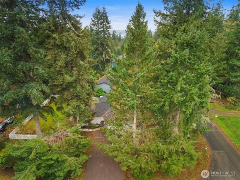 Property photo for 37099 Cypress Drive Ne, Hansville photo 32