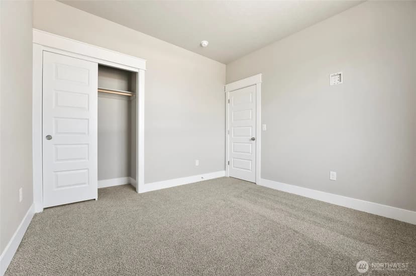 Property photo for 1405 7th Avenue Ne, Quincy photo 15