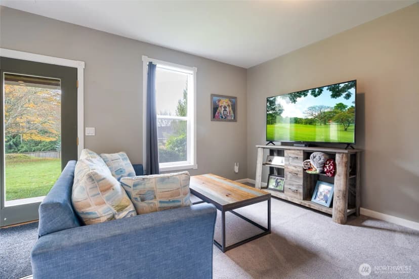 Property photo for 1341 Salt Point Place E, Port Orchard photo 27