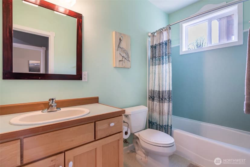 Property photo for 1341 Salt Point Place E, Port Orchard photo 31