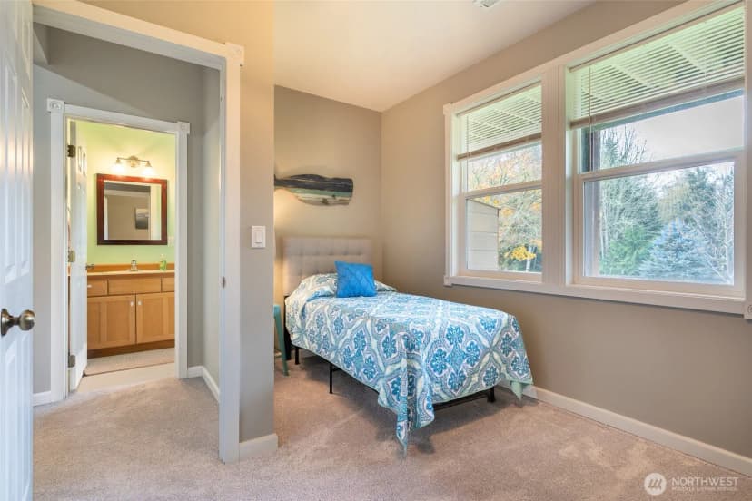 Property photo for 1341 Salt Point Place E, Port Orchard photo 30