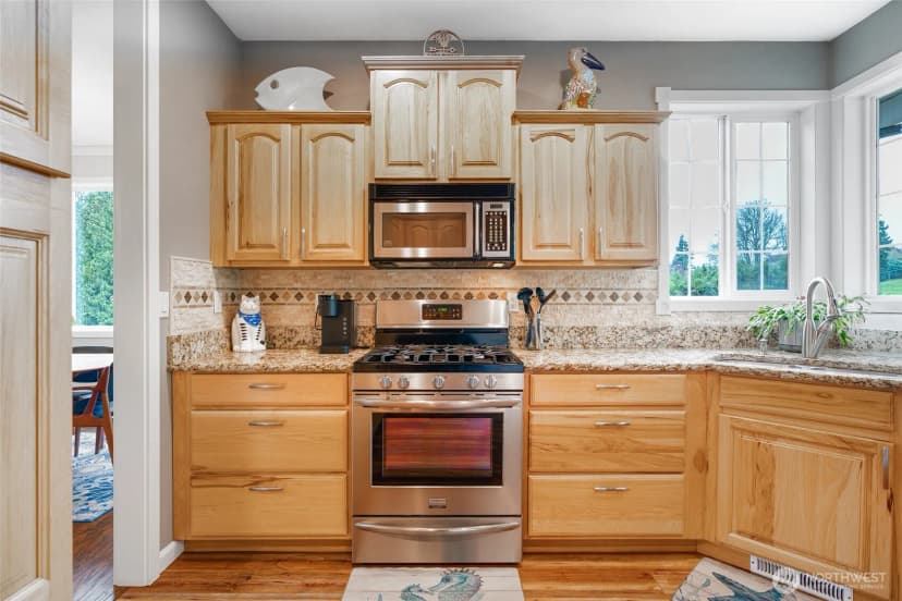 Property photo for 1341 Salt Point Place E, Port Orchard photo 7