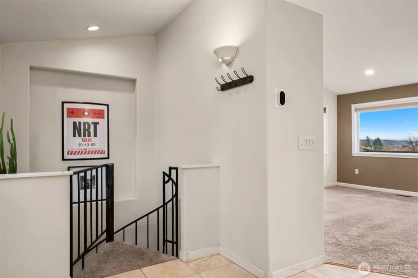 Property photo for 811 Sw Langston Road, Renton photo 18