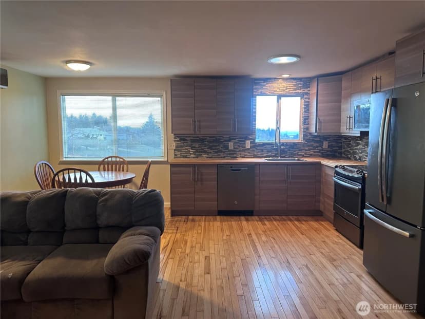 Property photo for 1411 E 5th Street, Port Angeles photo 6